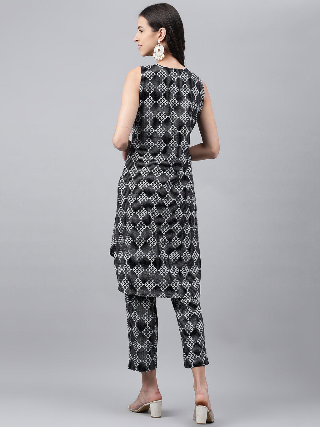 Janasya Women's Black Cotton Ethnic Motifs High Low Casual Kurta Set | Grocsy