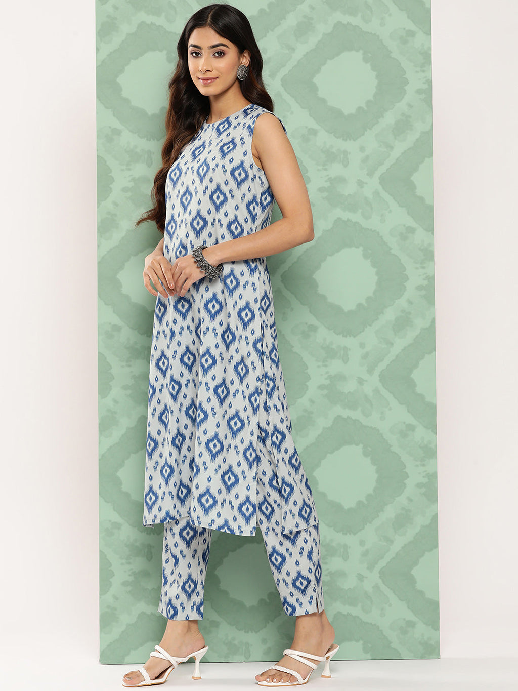 Janasya Women's Grey Crepe Digital Printed Straight Casual Kurta Set | Grocsy