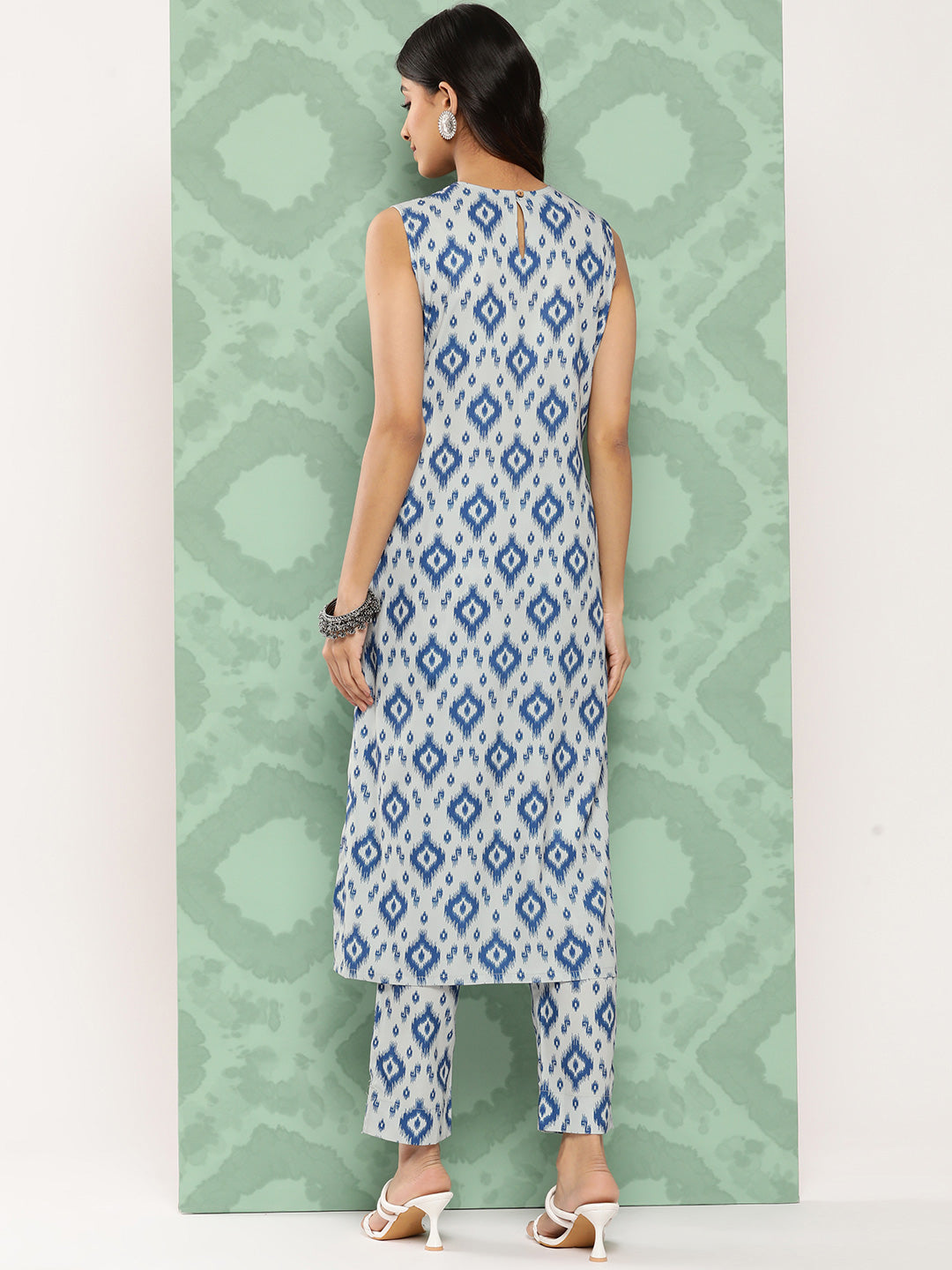 Janasya Women's Grey Crepe Digital Printed Straight Casual Kurta Set | Grocsy