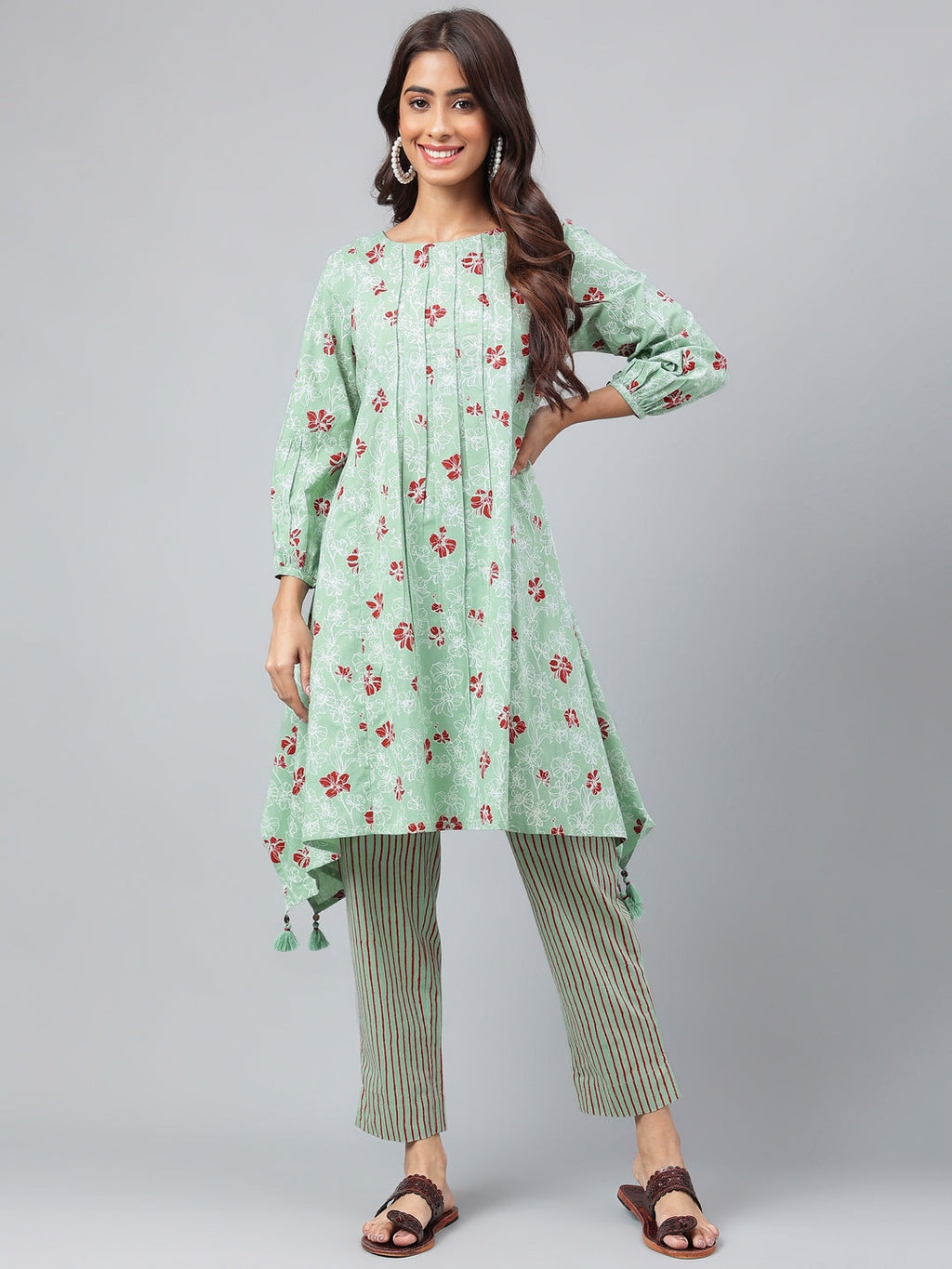 Janasya Women's Green Cotton Floral Printed Handkerchief Casual Kurta Set | Grocsy