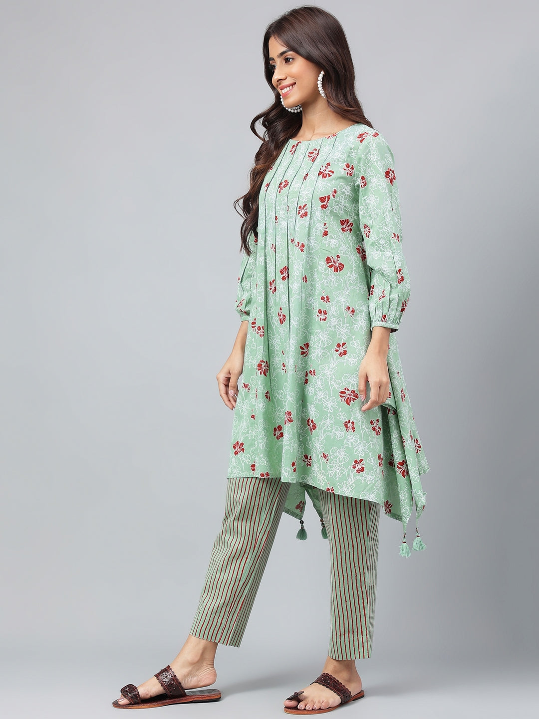Janasya Women's Green Cotton Floral Printed Handkerchief Casual Kurta Set | Grocsy