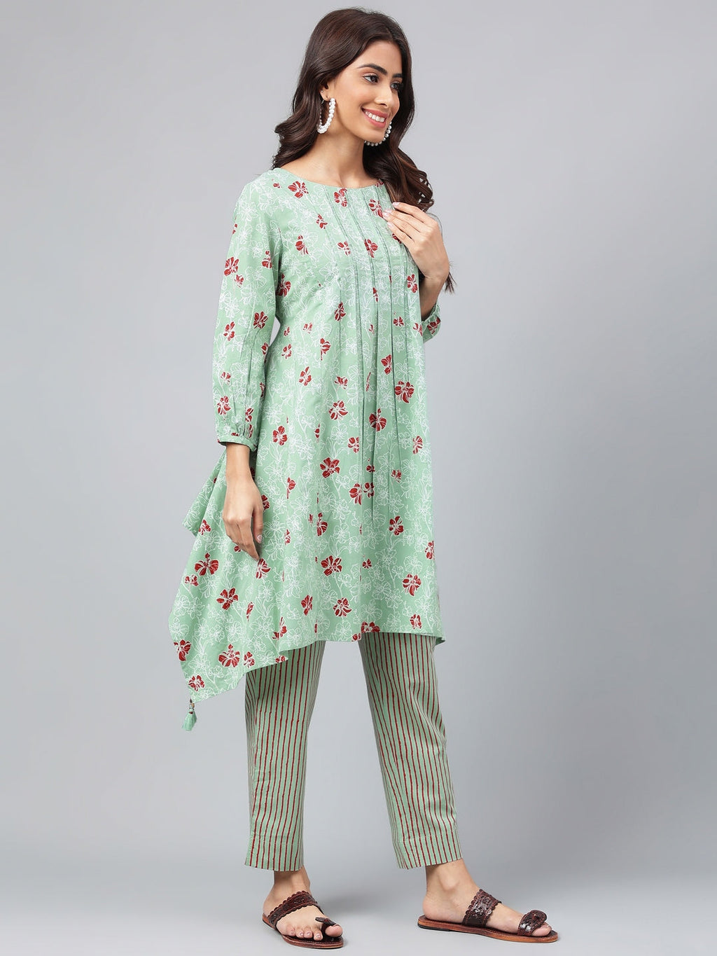 Janasya Women's Green Cotton Floral Printed Handkerchief Casual Kurta Set | Grocsy