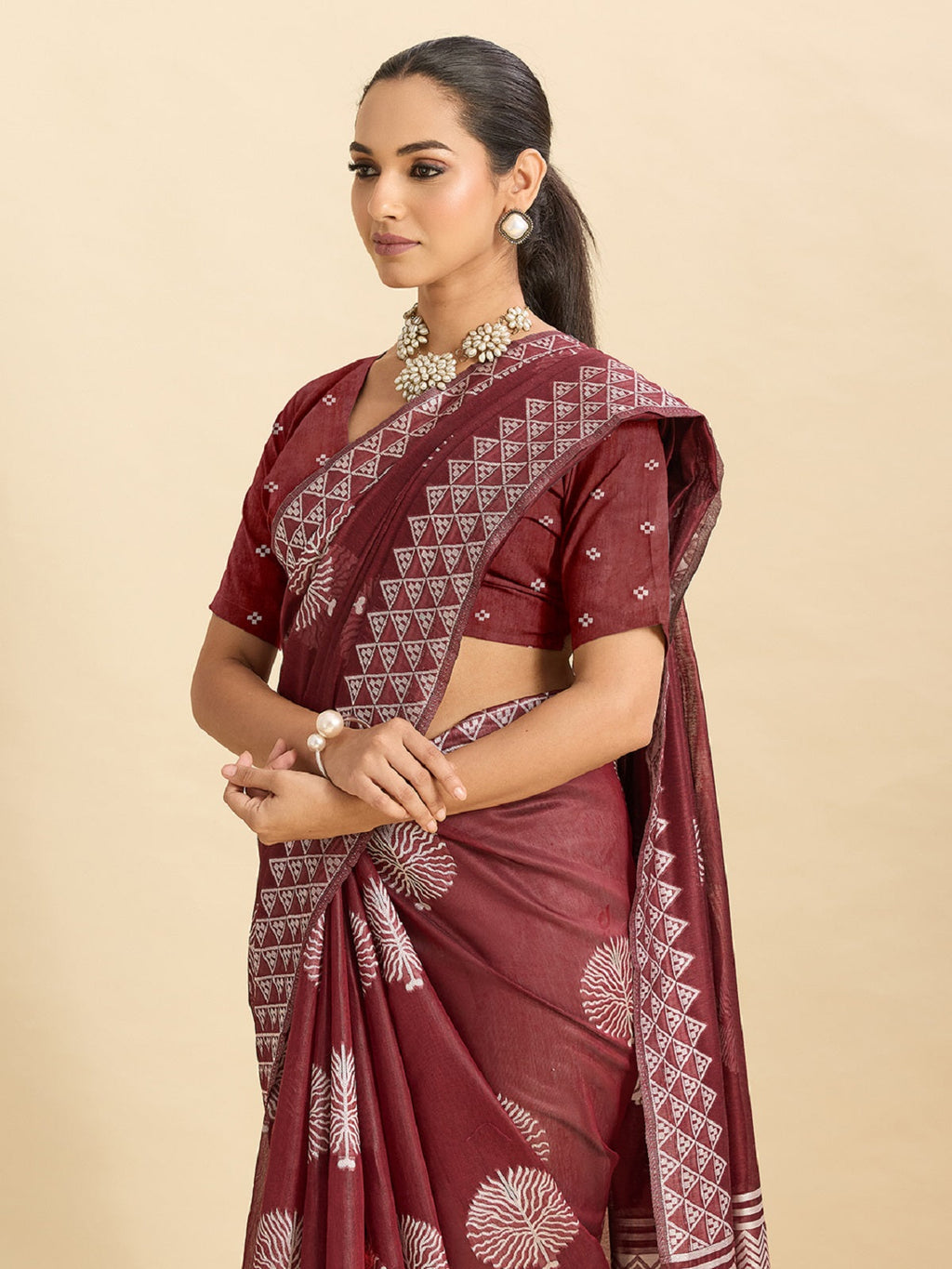 Dwija Fashion Maroon Casual Wear Soft Silk Bas Weaving Saree With Unstitched Blouse | Grocsy