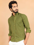 Miravan Men's Pure Cotton Green Geomatric Printed Full Sleeve Slim Fit Shirt | Grocsy