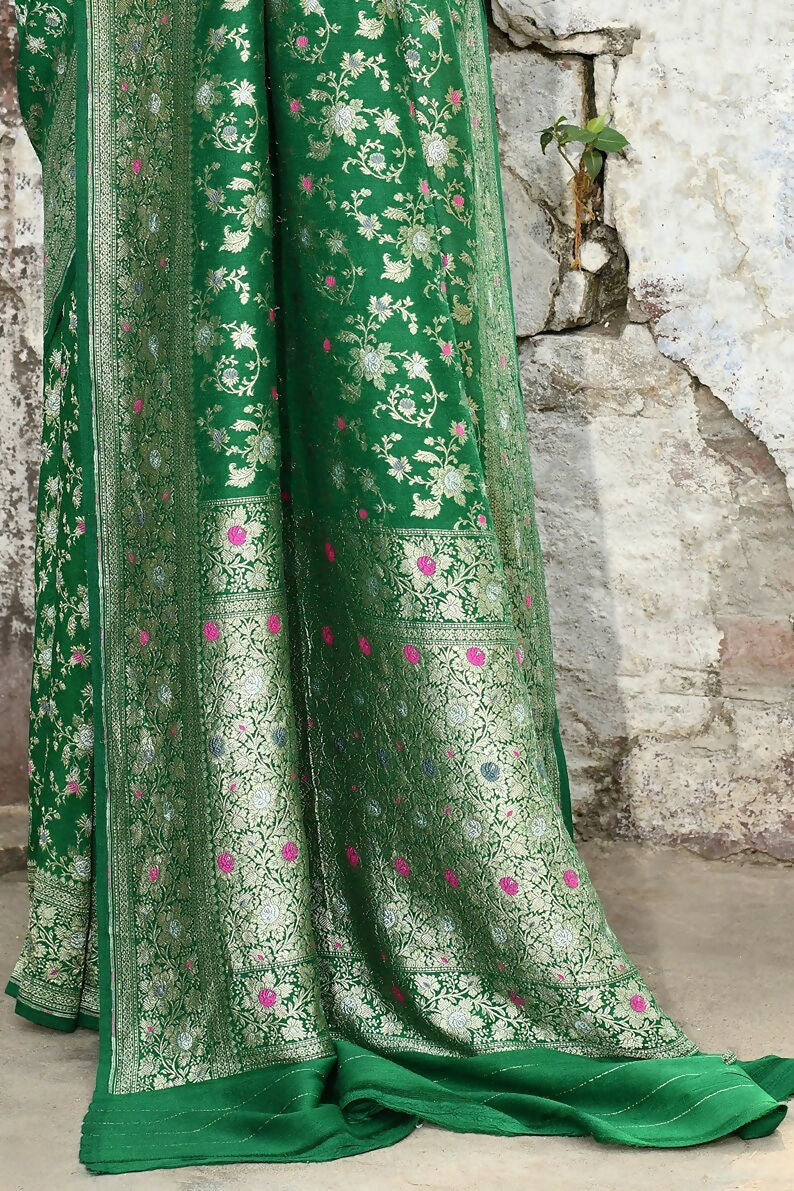 Joban Fashion Green Pure Crepe Pure Handloom Banarasi Silk Saree | Grocsy
