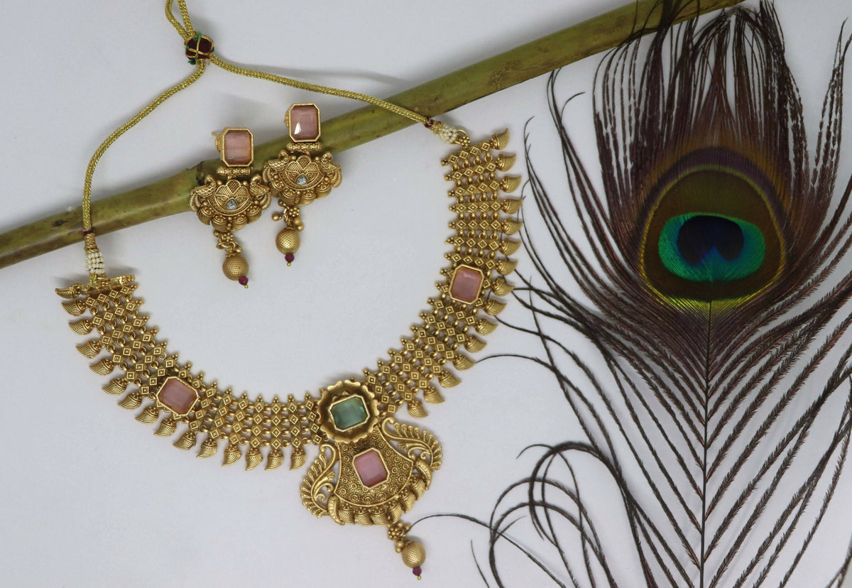 Joban Fashion Peach&Green Stone Pure Brass With Rajwadi Polish Necklace Set | Grocsy