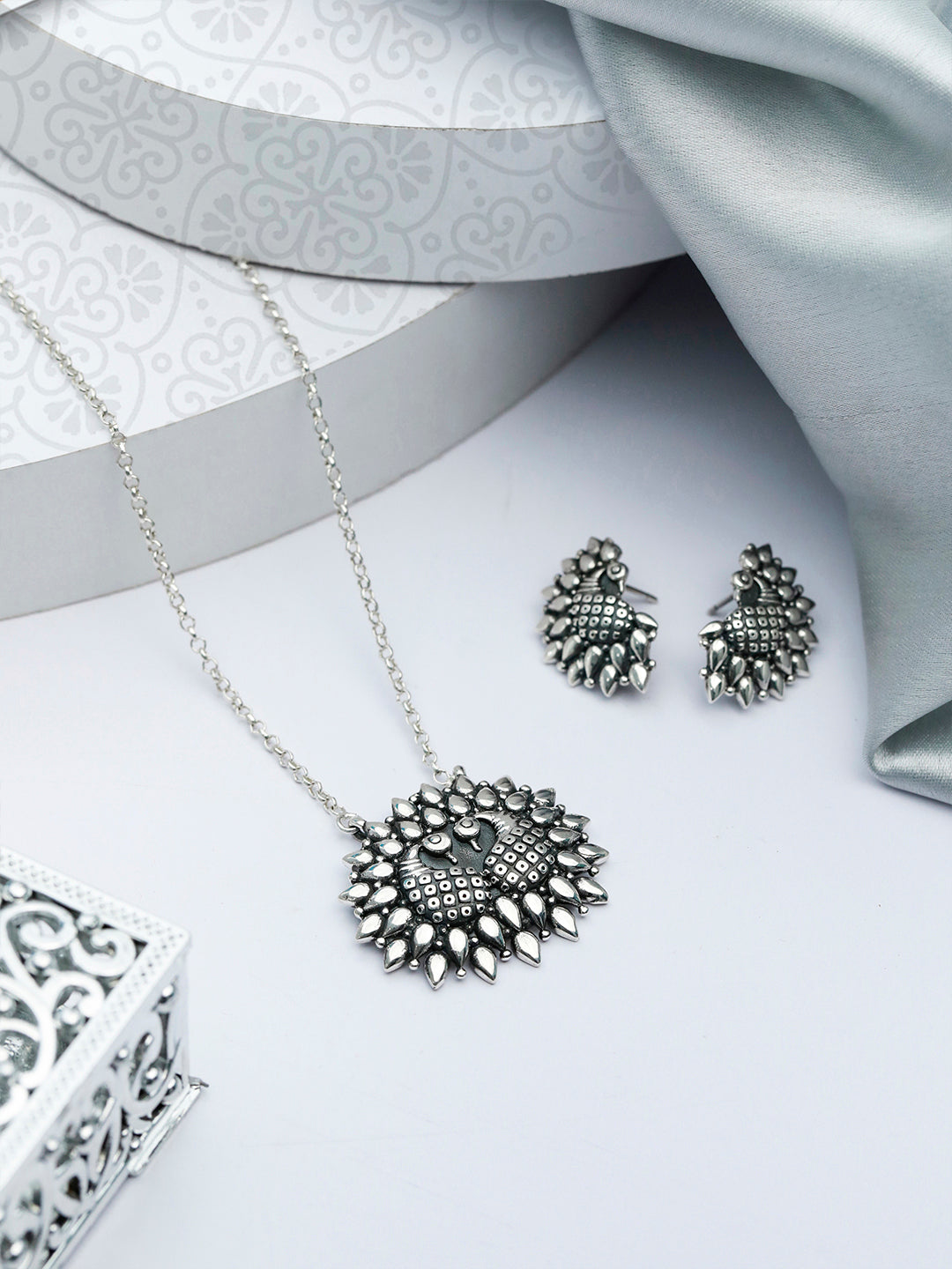 Priyaasi Women Oxidised Silver Peacock Jewellery Set - Noz2Toz