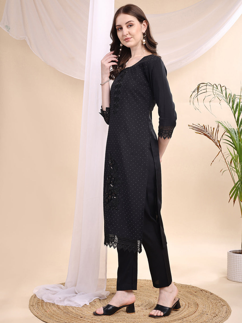 Beads & Swarovski Embroidered Kurta With Pant & Dupatta, Black - Hiral Fashion | Grocsy