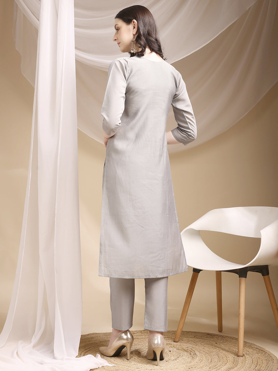 Hand & Thread Placement Embroidered Kurta With Pant & Embroidered Dupatta, Grey - Hiral Fashion | Grocsy