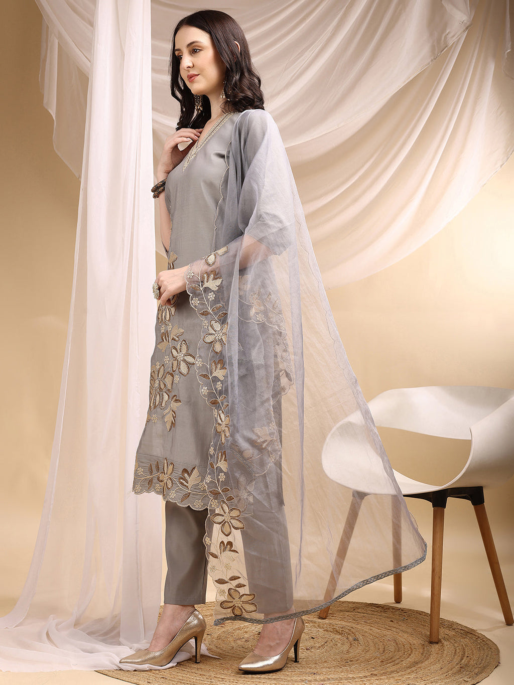 Hand & Thread Placement Embroidered Kurta With Pant & Embroidered Dupatta, Grey - Hiral Fashion | Grocsy