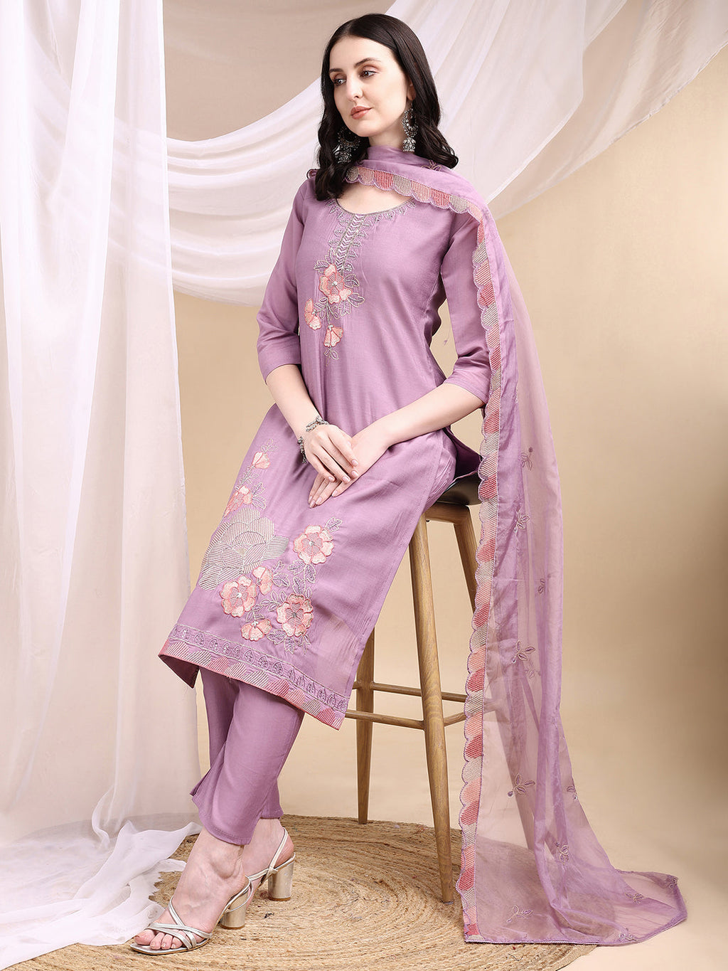 Hand Embroidered Kurta With Pant & Embroidered Dupatta, Lavender - Hiral Fashion | Grocsy