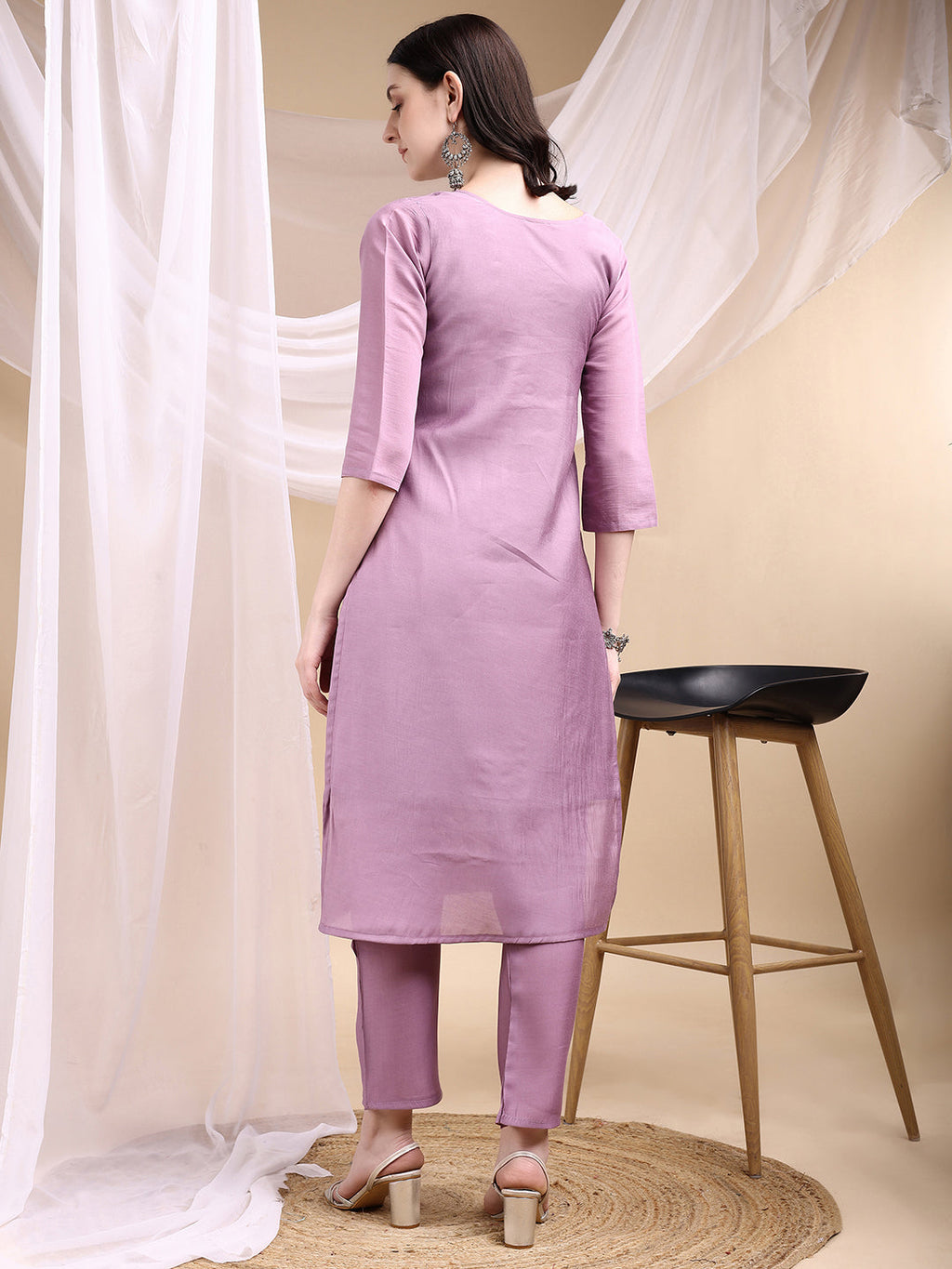 Hand Embroidered Kurta With Pant & Embroidered Dupatta, Lavender - Hiral Fashion | Grocsy
