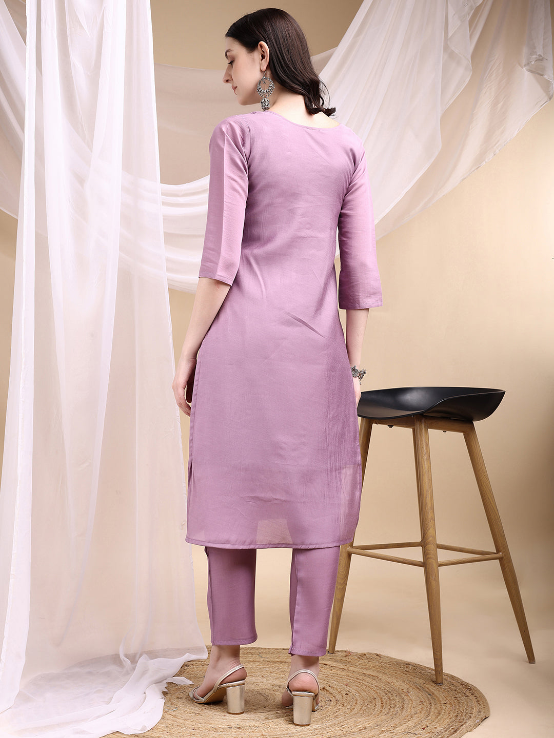 Hand Embroidered Kurta With Pant & Embroidered Dupatta, Lavender - Hiral Fashion | Grocsy