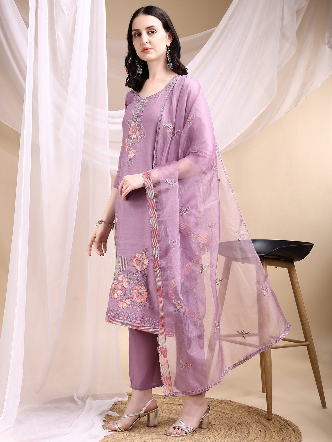 Hand Embroidered Kurta With Pant & Embroidered Dupatta, Lavender - Hiral Fashion | Grocsy