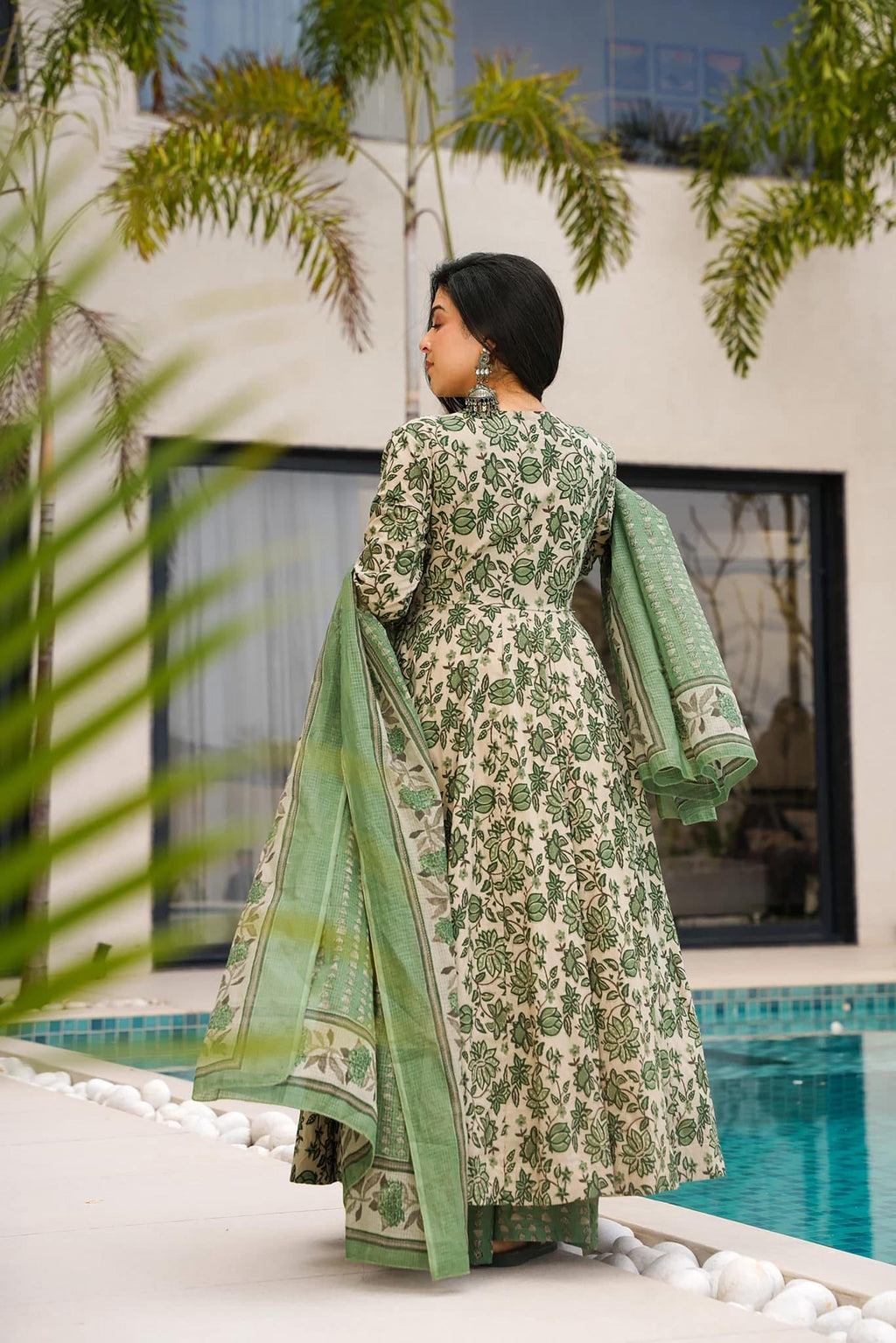 Sonakshi Women's Green Mal cottan Digital Print Full Round Flair Anarkali Gown Set With Dupatta | Grocsy