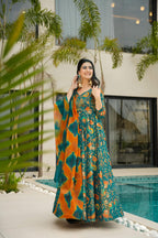 Sonakshi Women's Green Silk Digital Print Full Round Flair Anarkali Gown Set With Dupatta | Grocsy