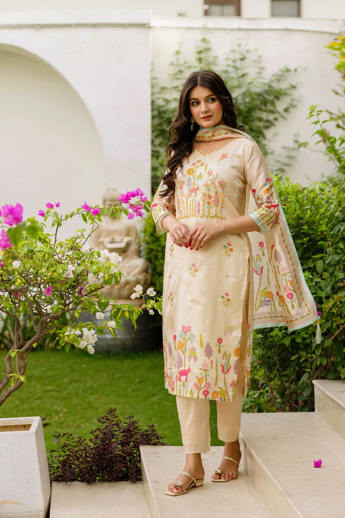 Sonakshi Women's Chandan Viscose Assam Silk Kurta Set With Dupatta | Grocsy