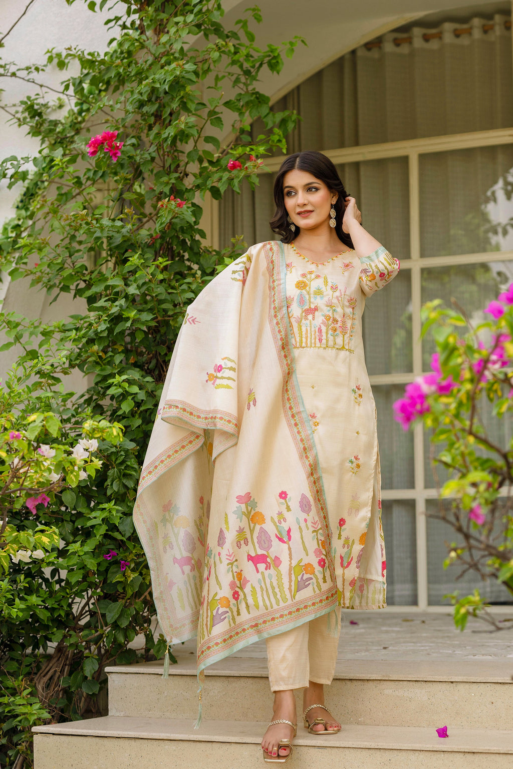 Sonakshi Women's Chandan Viscose Assam Silk Kurta Set With Dupatta | Grocsy