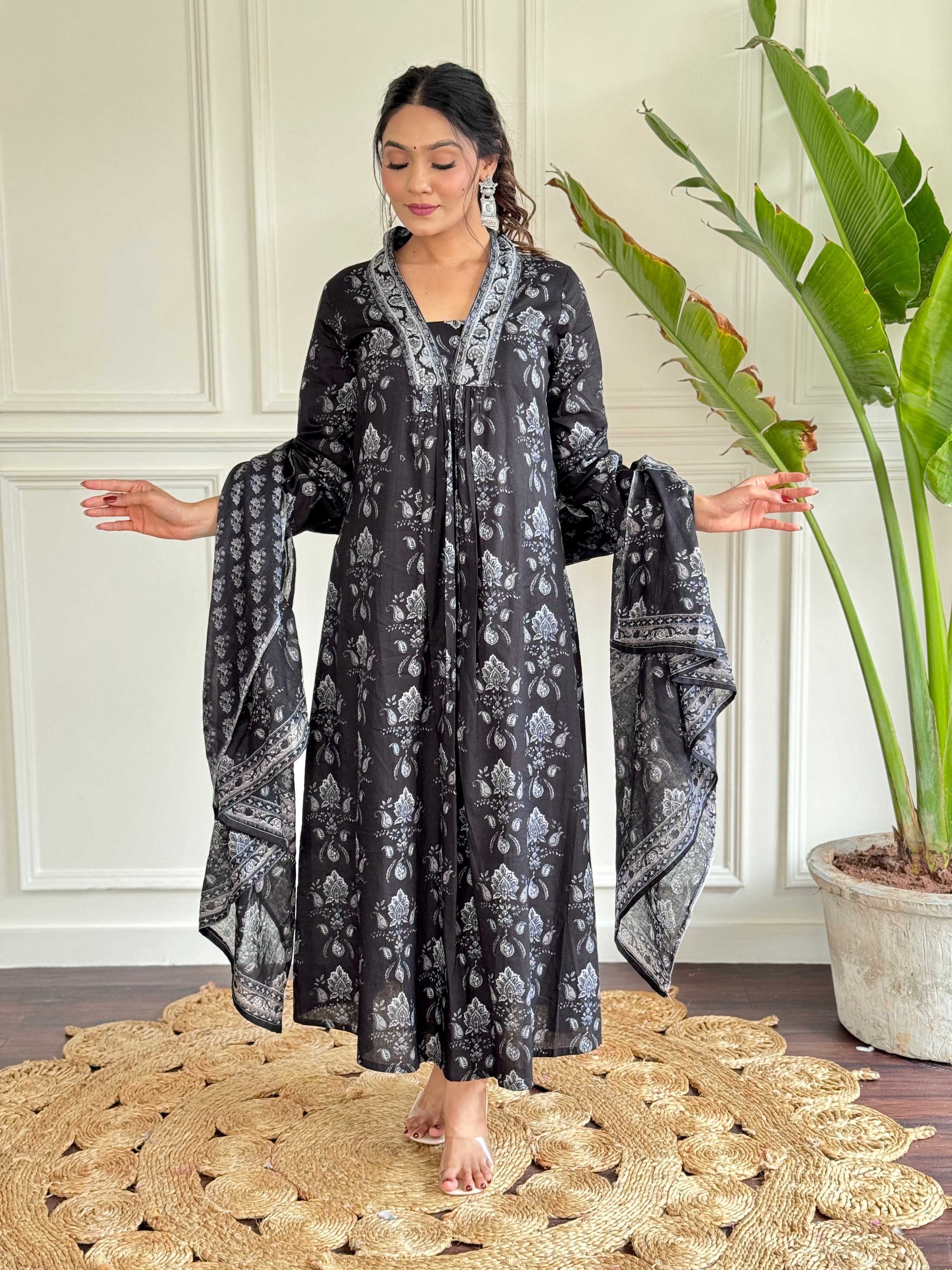 Sonakshi Women's Black Pure Cotton Kurta Set With Dupatta | Grocsy