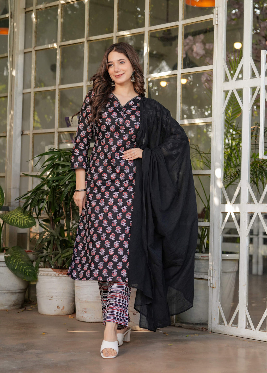 Sonakshi Women's Black Pure Cotton Digital Print Kurta Set with Dupatta | Grocsy