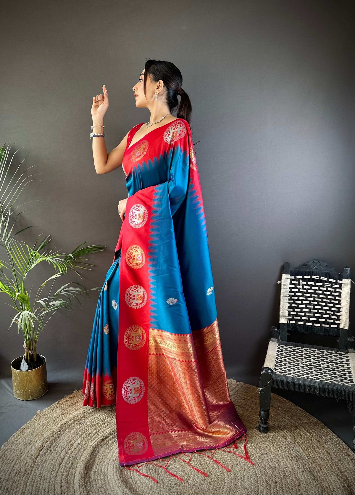 Sonakshi Women's Morepeach Banarasi Silk Zari Woven Traditional Saree with Blouse | Grocsy