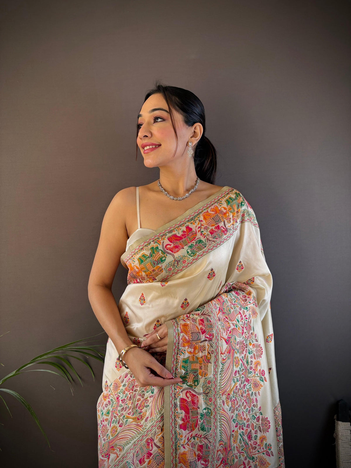 Sonakshi Women's Off White Pashmina Silk Zari Woven Traditional Saree with Blouse | Grocsy