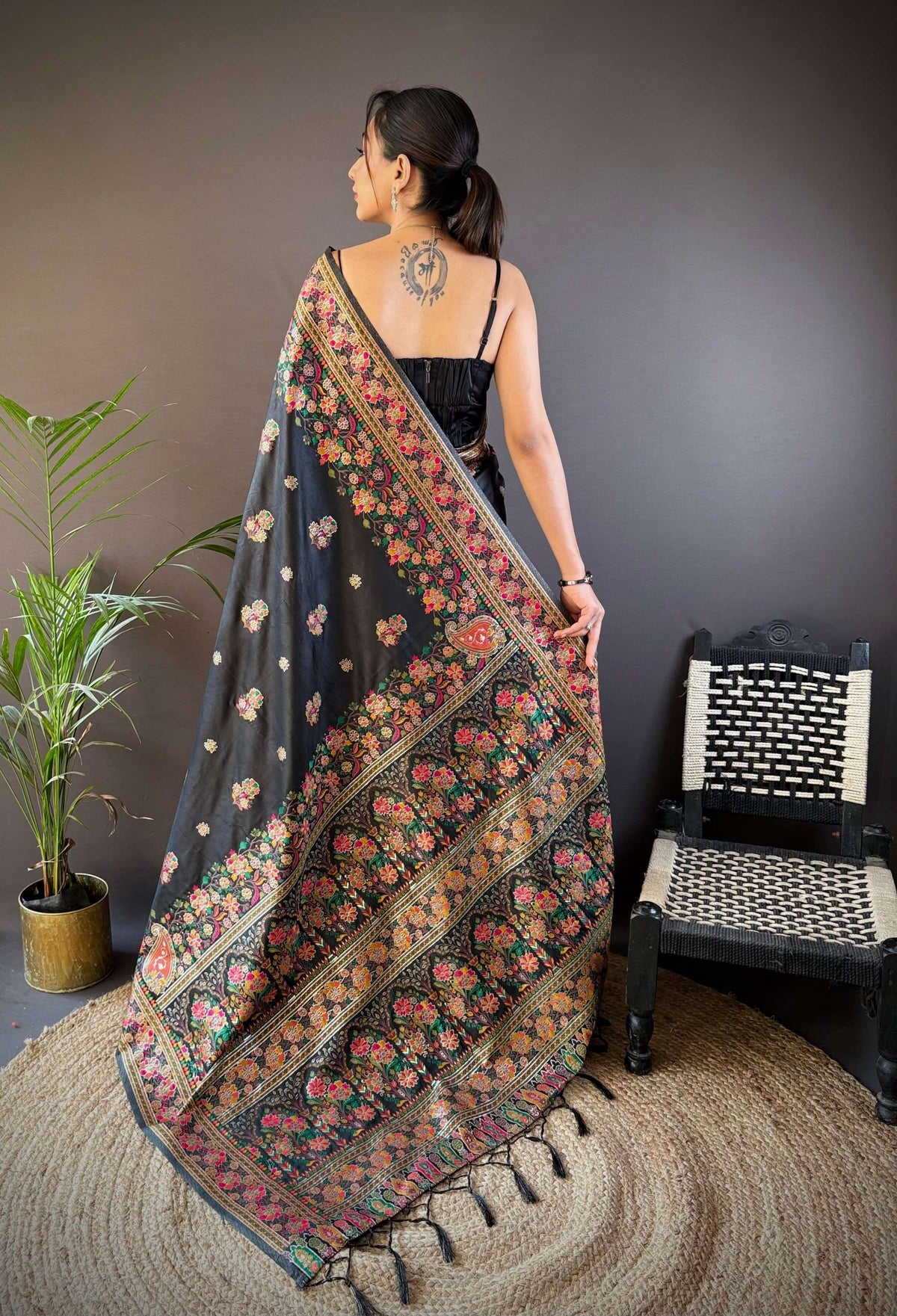 Sonakshi Women's Black Pashmina Silk Zari Woven Traditional Saree with Blouse | Grocsy