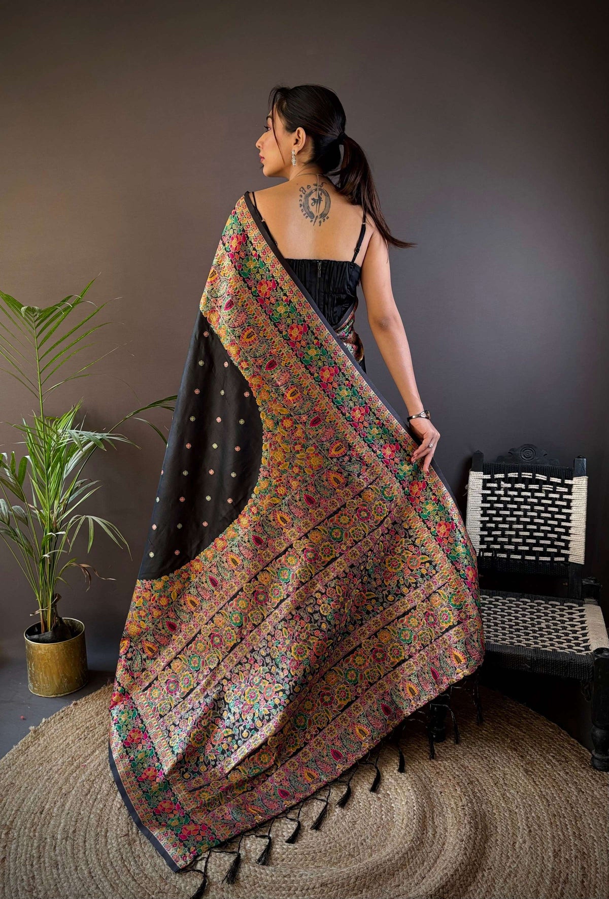 Sonakshi Women's Black Pashmina Silk Zari Woven Traditional Saree with Blouse | Grocsy