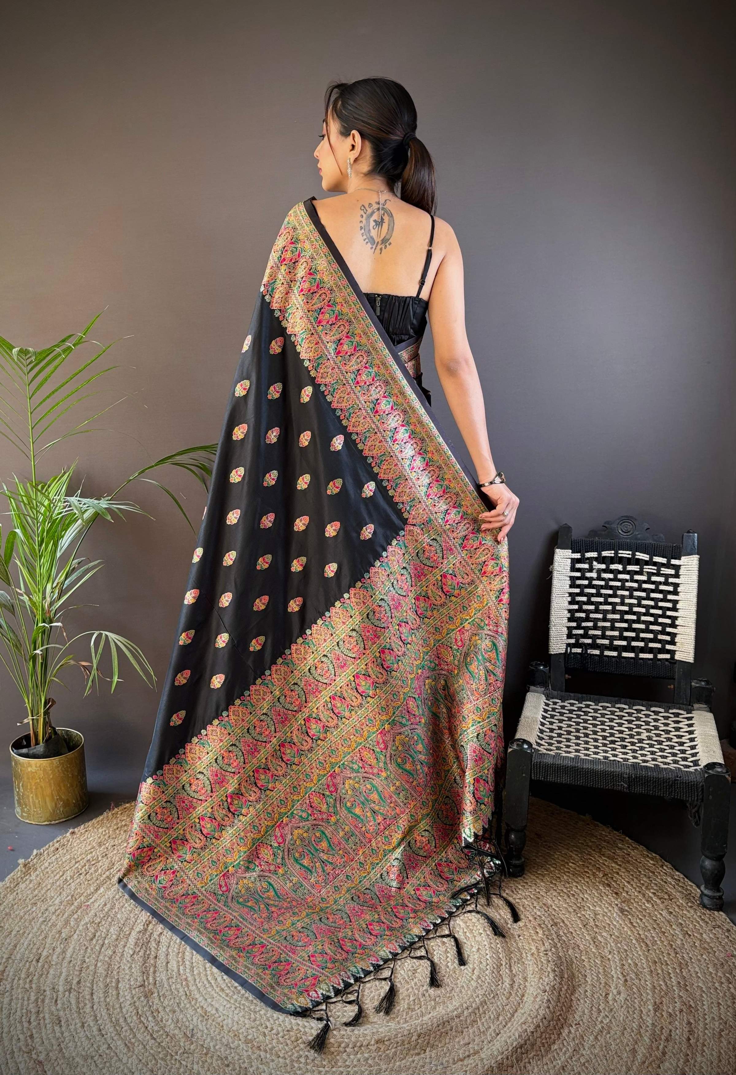 Sonakshi Women's Black Pashmina Silk Zari Woven Traditional Saree with Blouse | Grocsy
