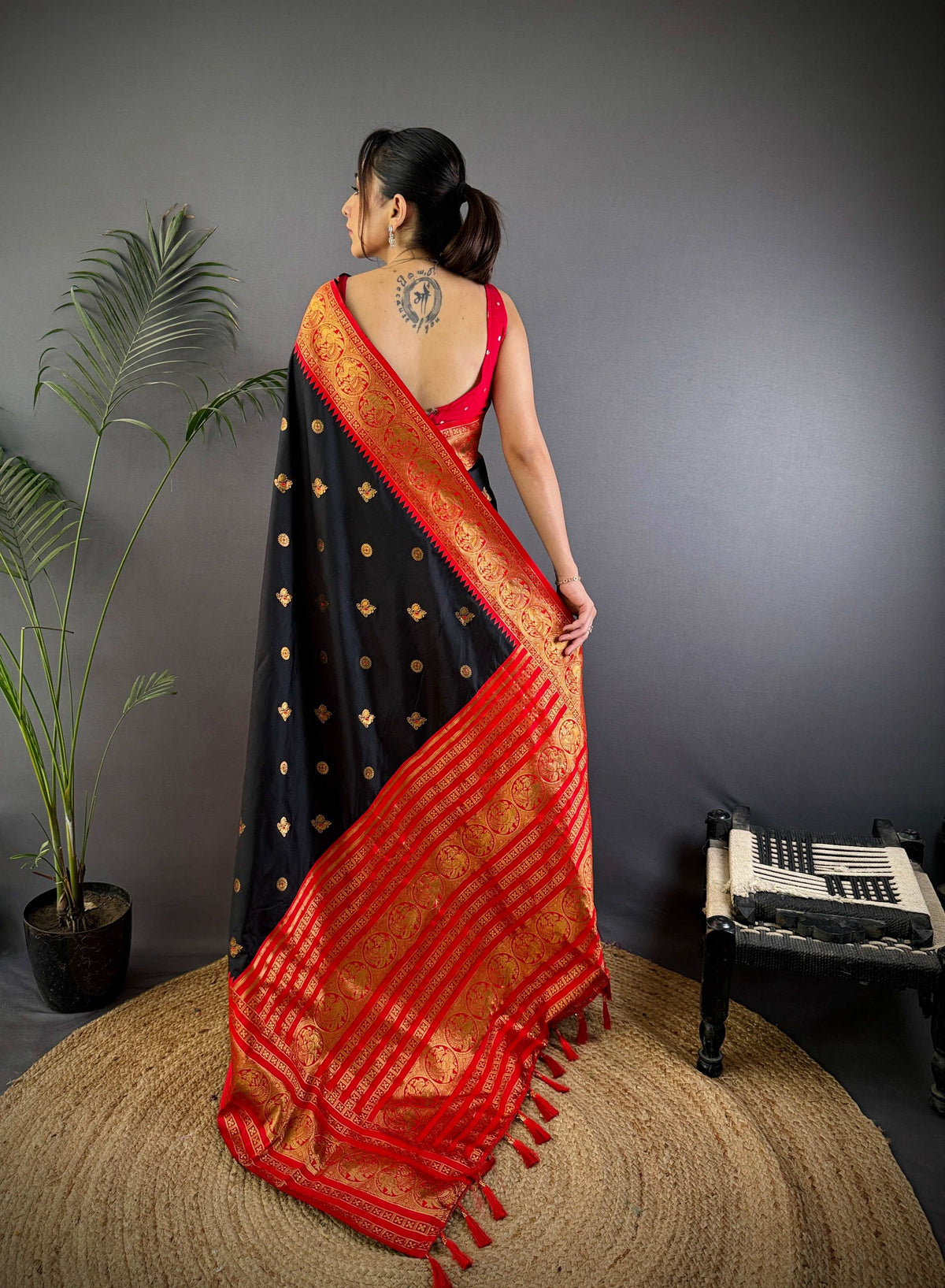 Sonakshi Women's Black Soft Silk Zari Woven Traditional Saree with Blouse | Grocsy