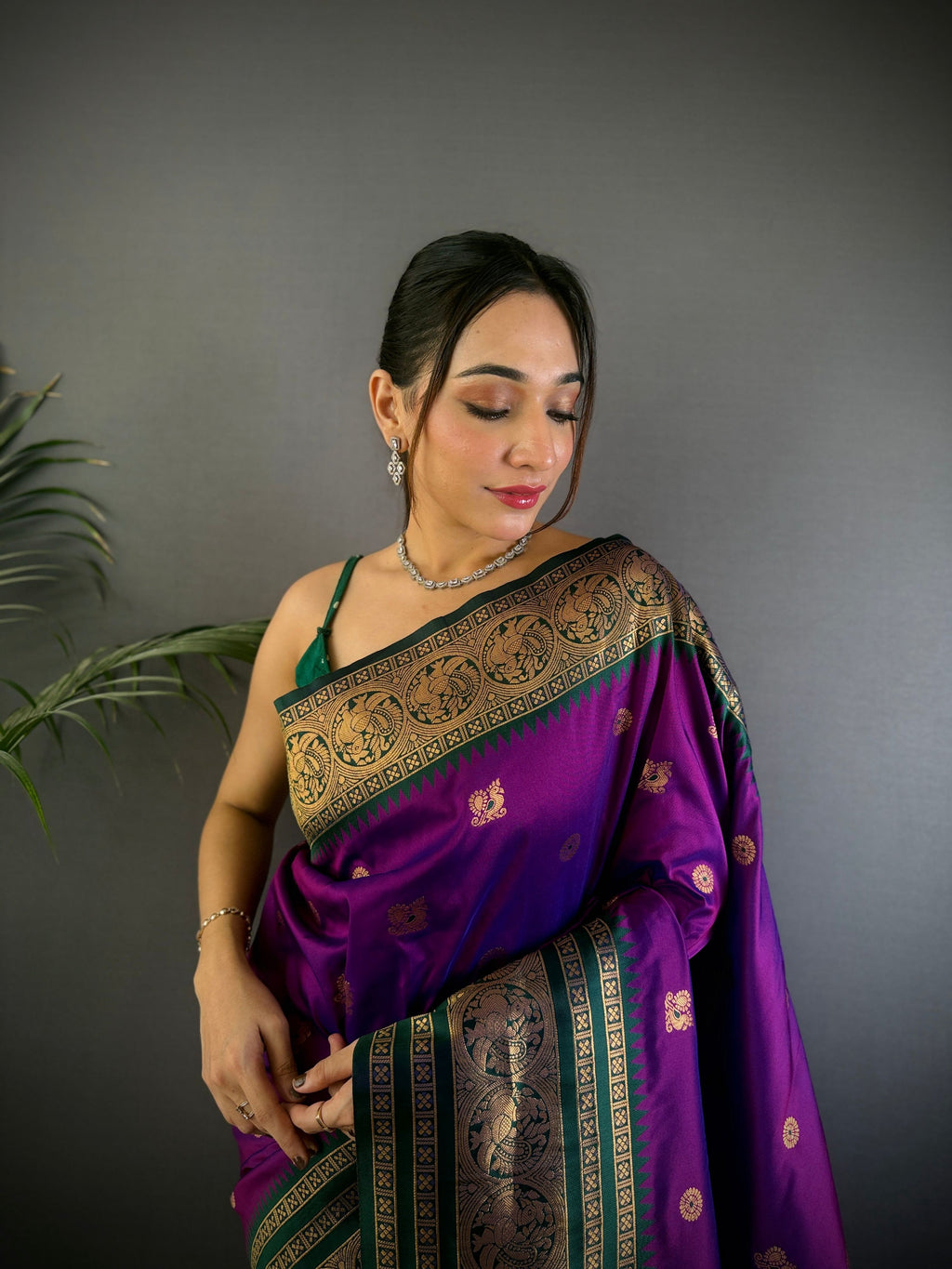 Sonakshi Women's Jamli Soft Silk Zari Woven Traditional Saree with Blouse | Grocsy