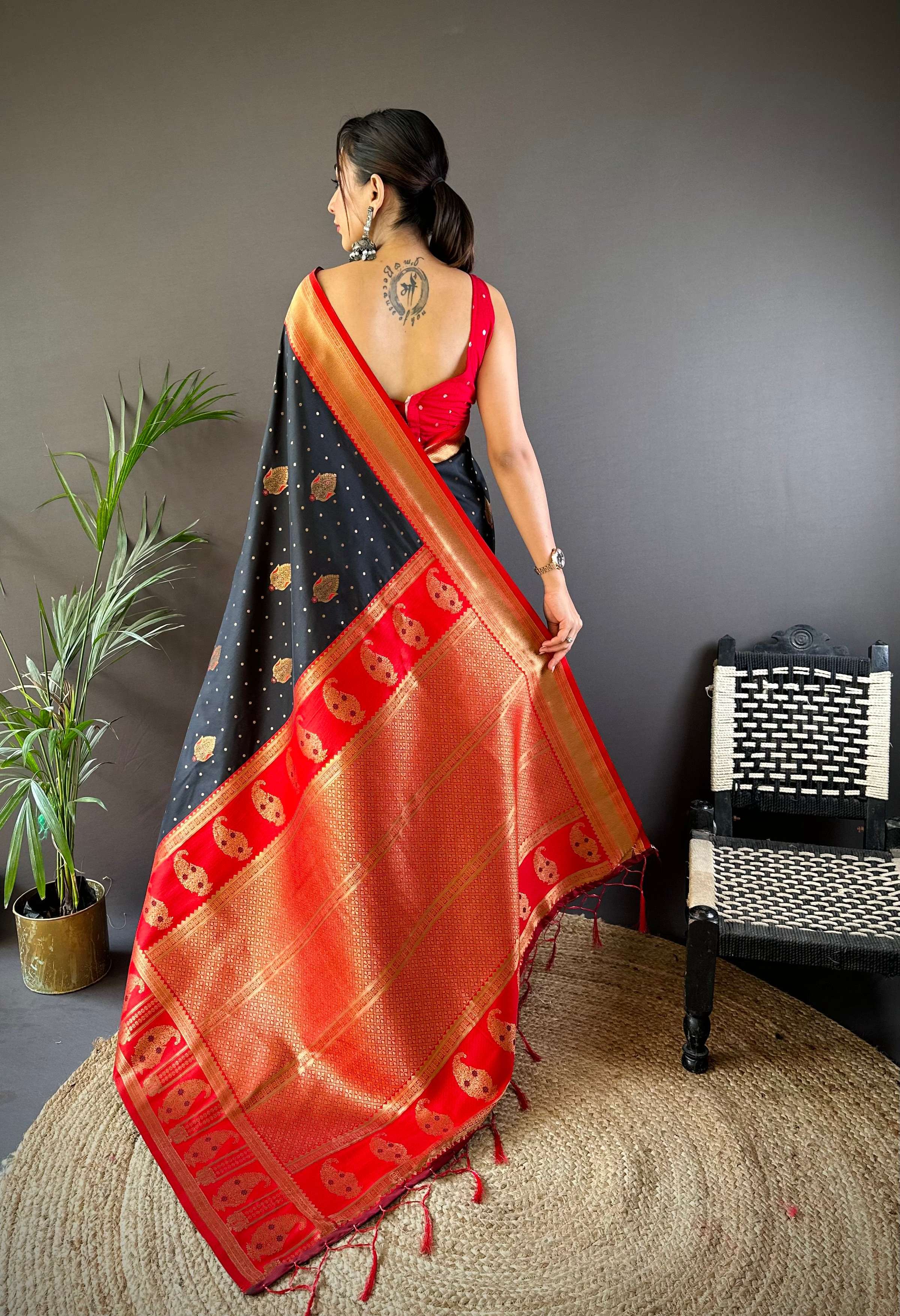 Sonakshi Women's Black Banarasi Silk Zari Woven Traditional Saree with Blouse | Grocsy