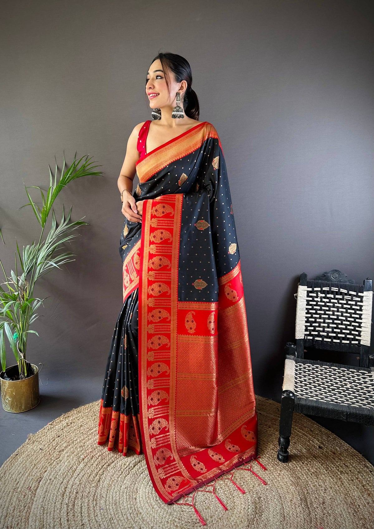 Sonakshi Women's Black Banarasi Silk Zari Woven Traditional Saree with Blouse | Grocsy