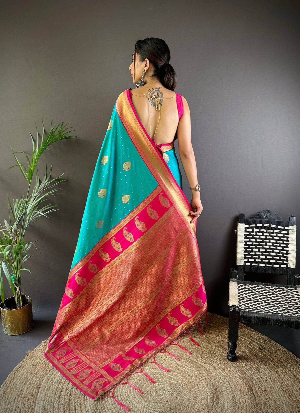 Sonakshi Women's Seagreen Banarasi Silk Zari Woven Traditional Saree with Blouse | Grocsy