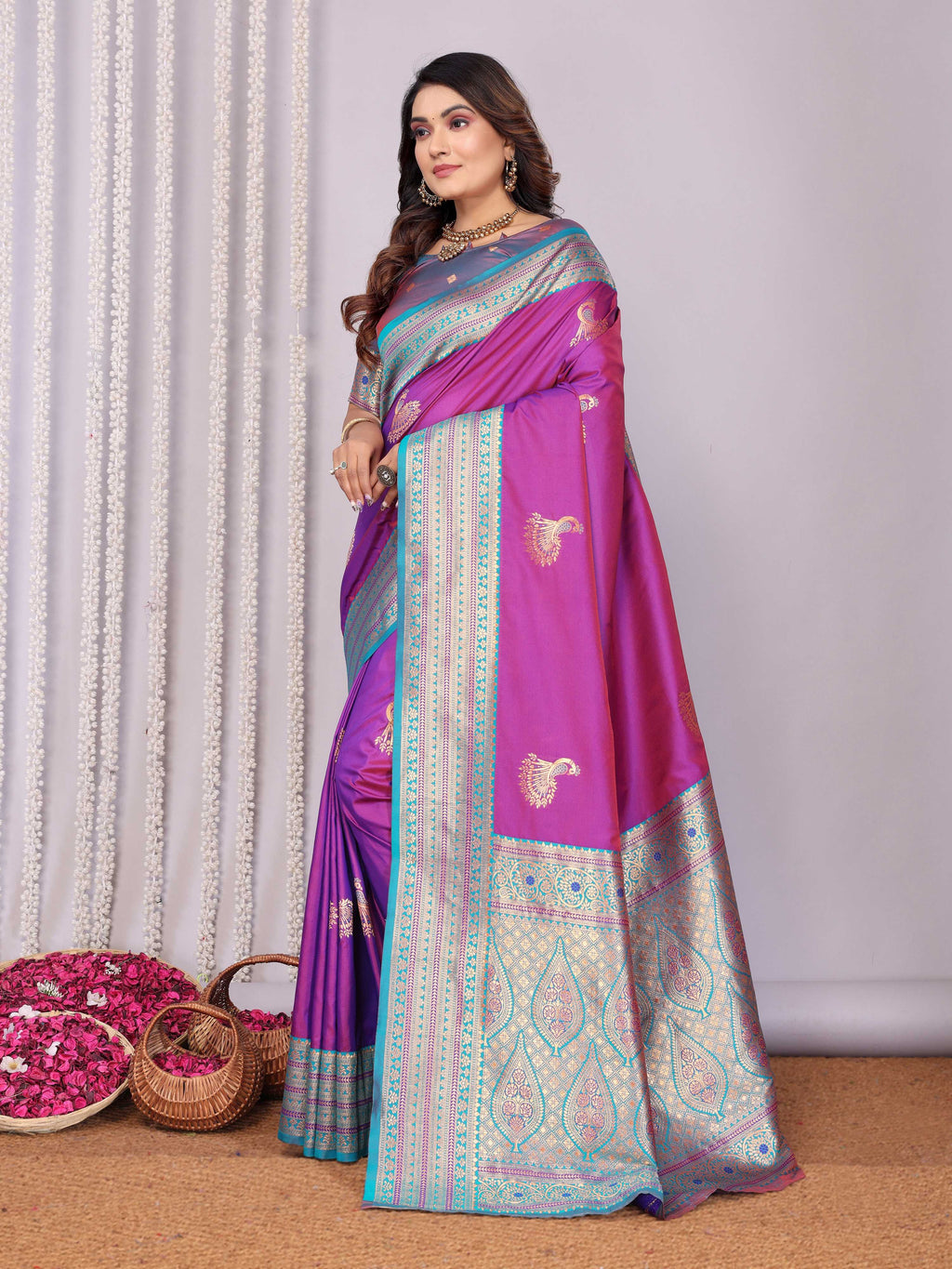 Sonakshi Women's Lavender Banarasi Silk Zari Woven Traditional Saree with Blouse | Grocsy