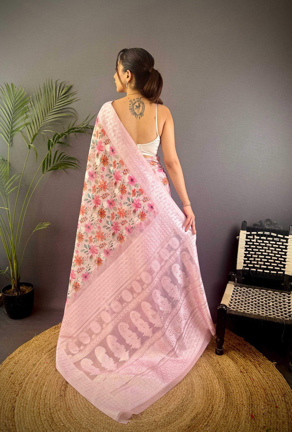 Sonakshi Women's Move Blend Silk Jacquard Woven Traditional Saree with Blouse | Grocsy