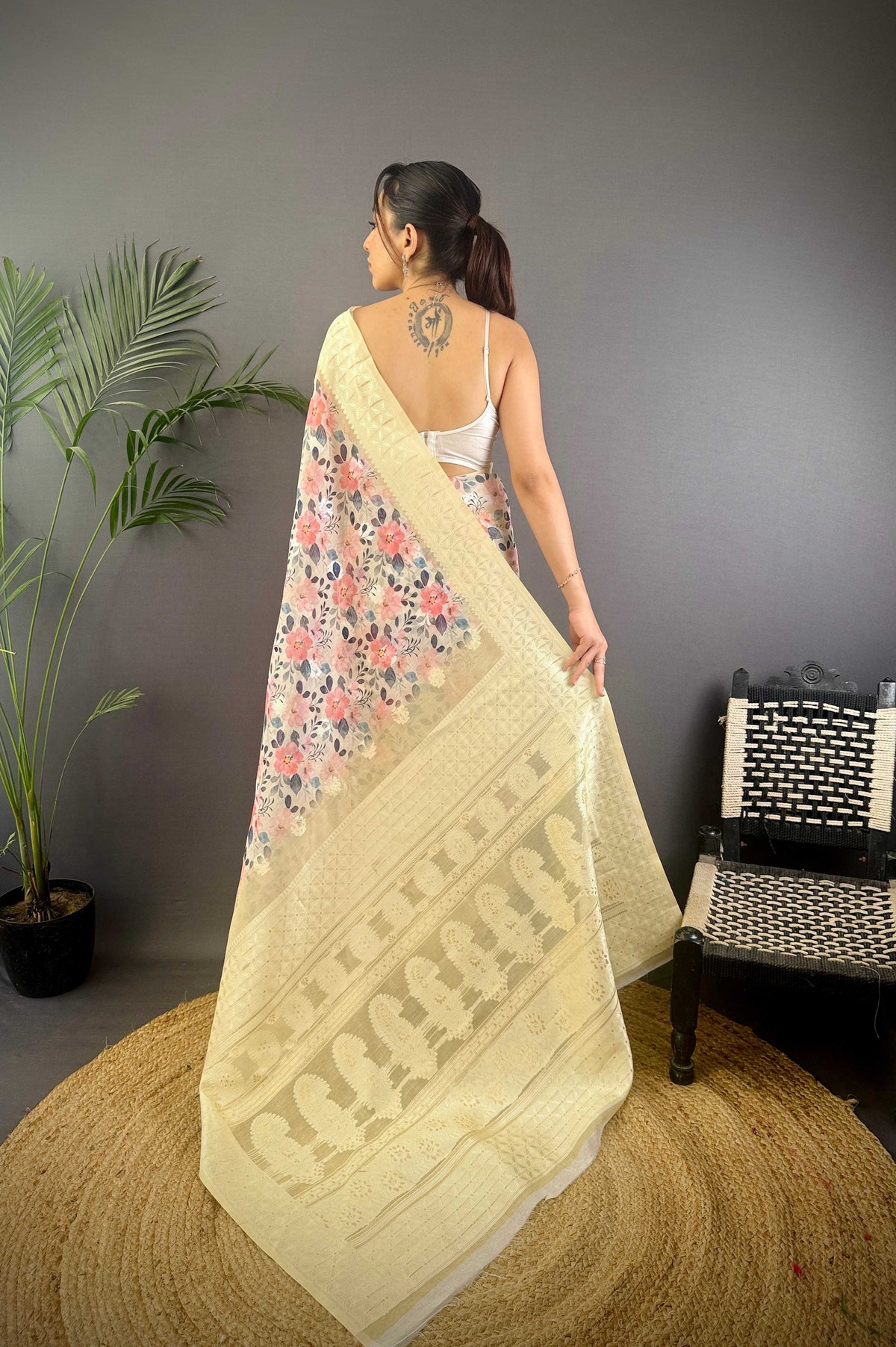 Sonakshi Women's Chandan Blend Silk Jacquard Woven Traditional Saree with Blouse | Grocsy