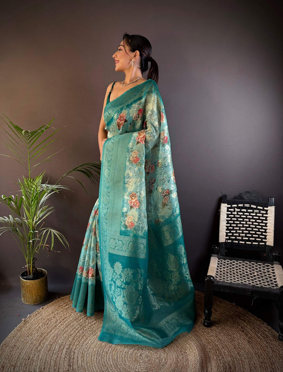 Sonakshi Women's Rama Blend Silk Jacquard Woven Traditional Saree with Blouse | Grocsy