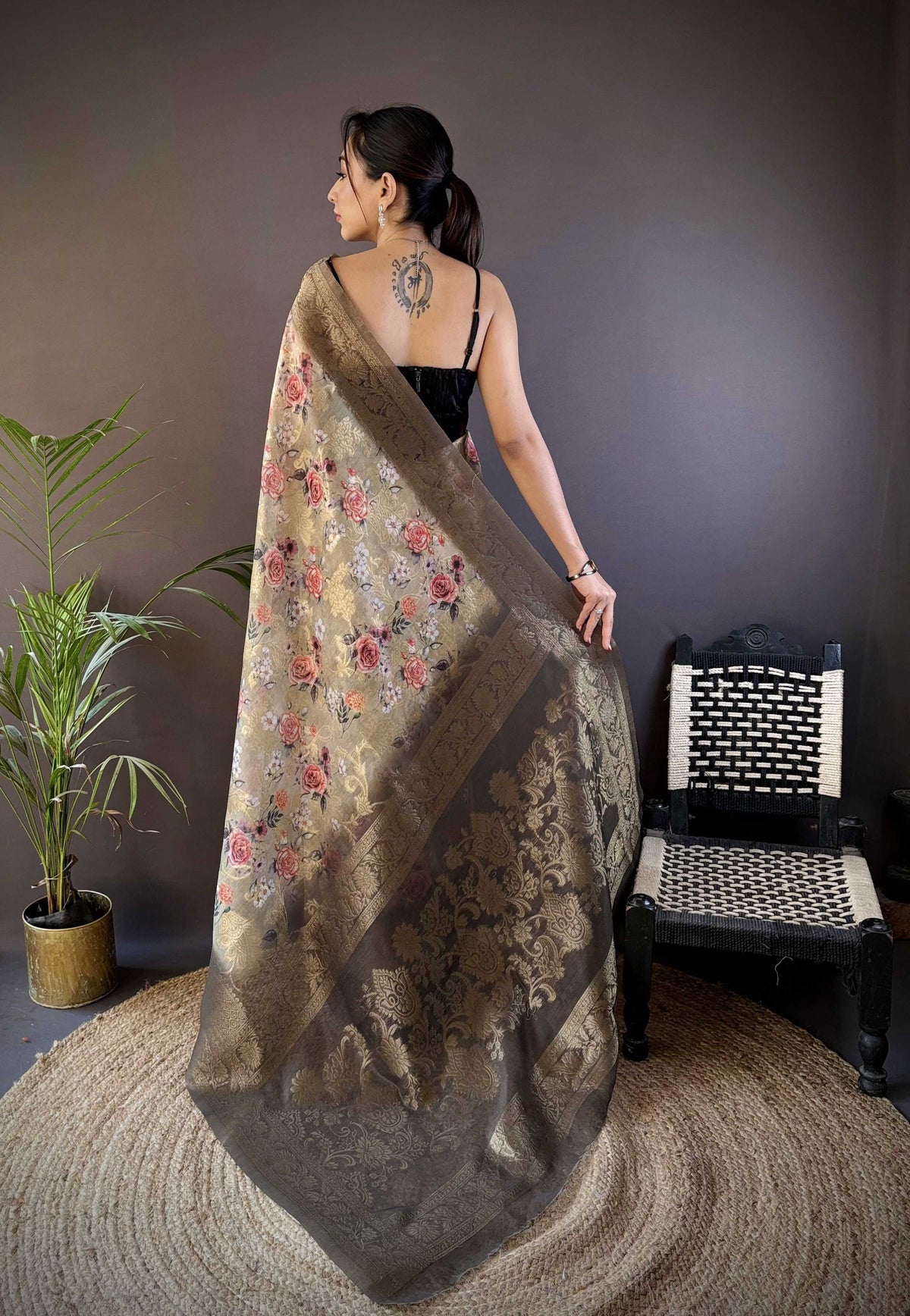 Sonakshi Women's Grey Blend Silk Jacquard Woven Traditional Saree with Blouse | Grocsy