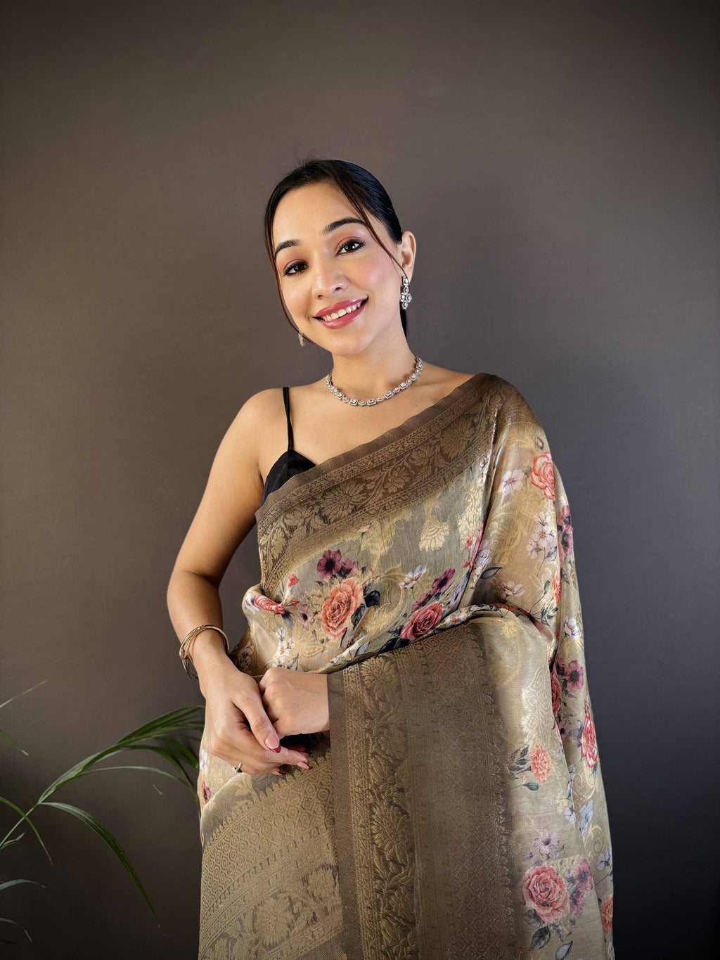 Sonakshi Women's Grey Blend Silk Jacquard Woven Traditional Saree with Blouse | Grocsy