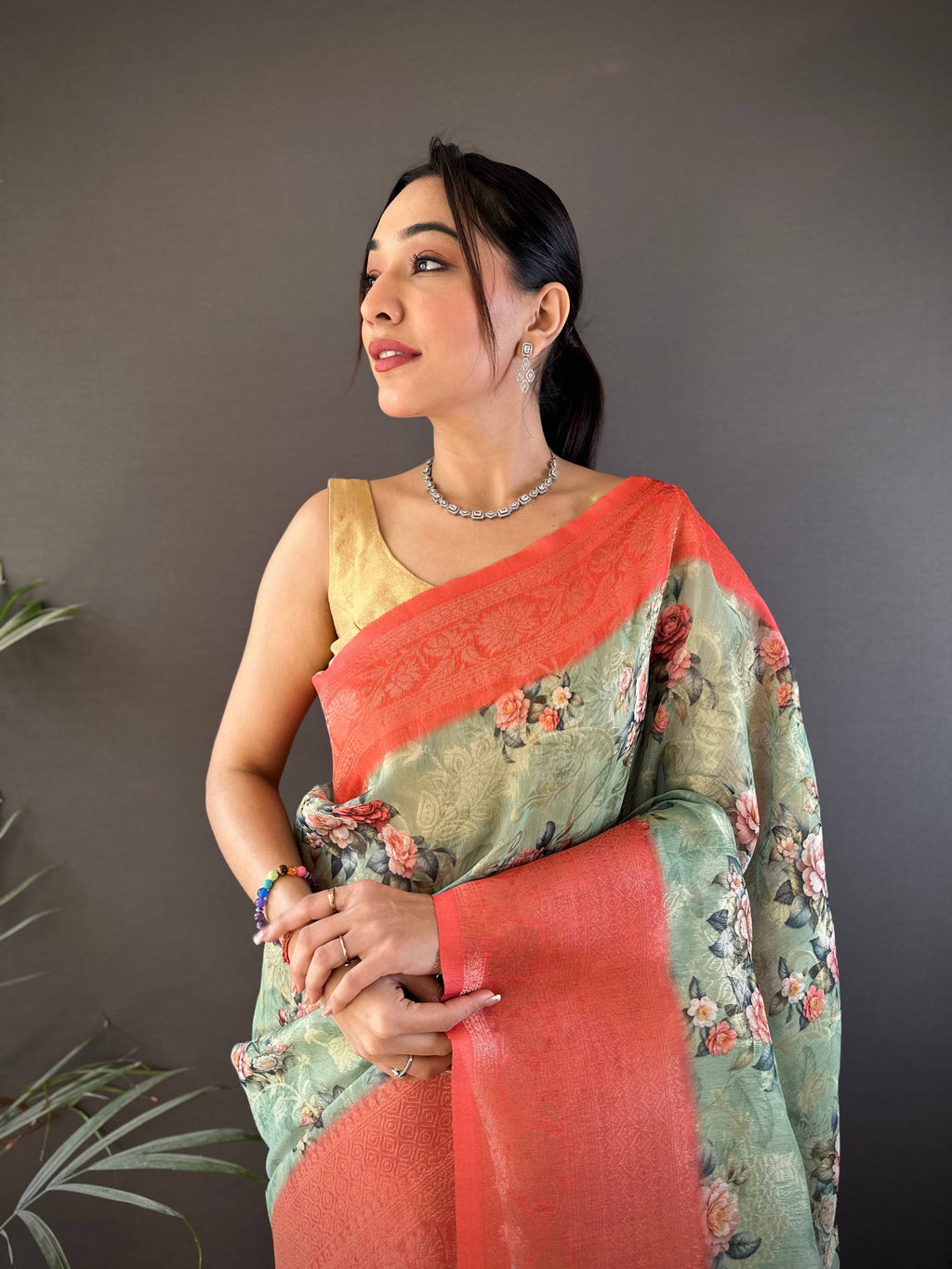 Sonakshi Women's Gajri Blend Silk Jacquard Woven Traditional Saree with Blouse | Grocsy