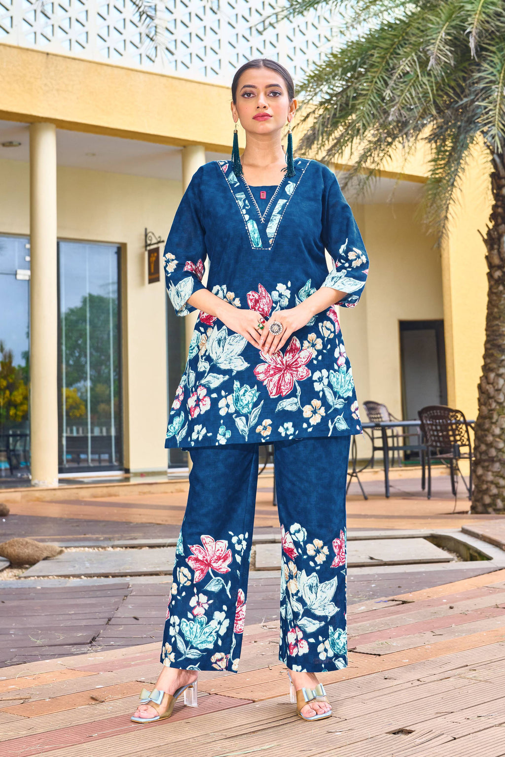 Sonakshi Women's Blue Cotton Printed Straight Top & Bottom Set | Grocsy