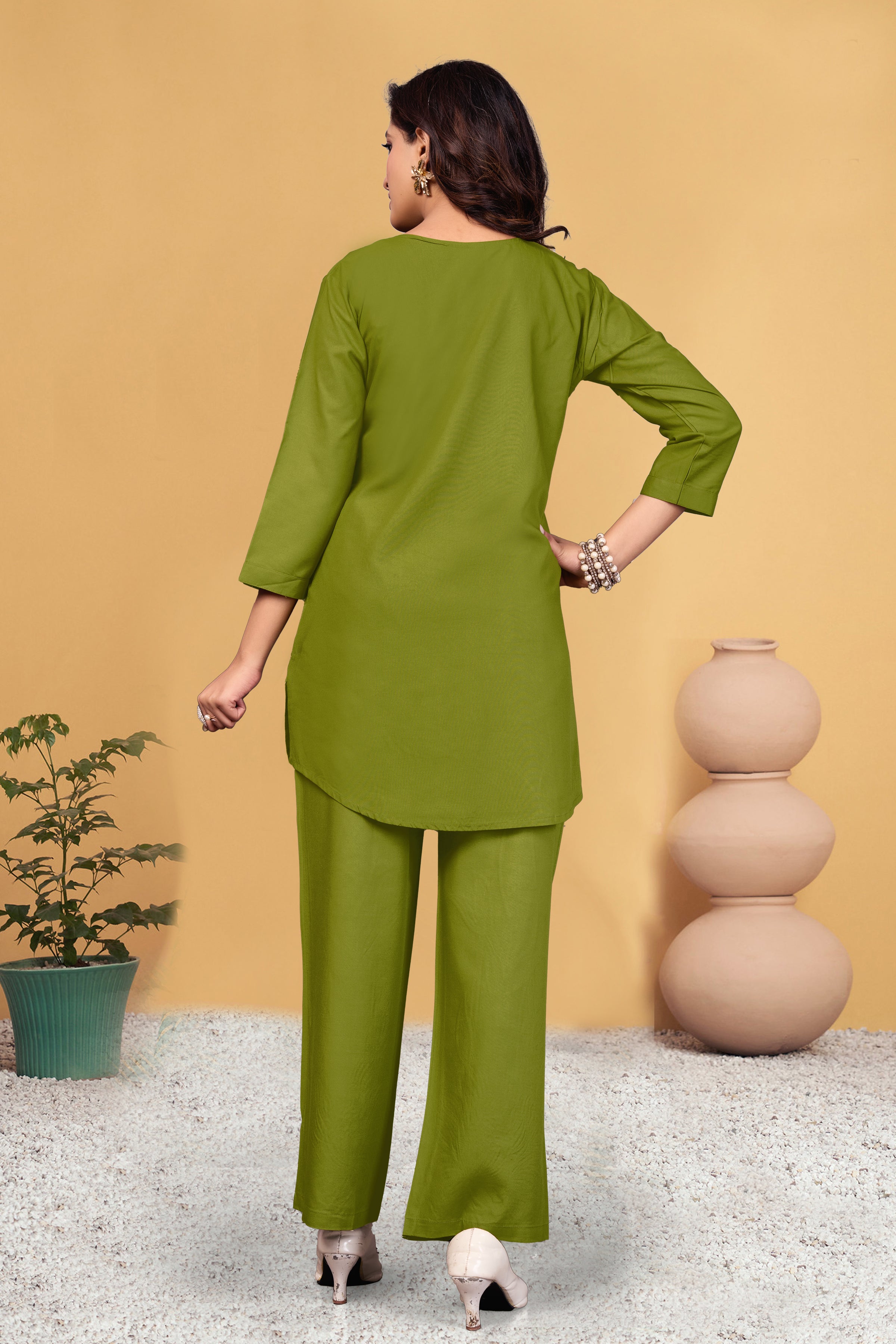 Sonakshi Women's Green Viscose Rayon Embroidered Straight Top & Bottom Set | Grocsy