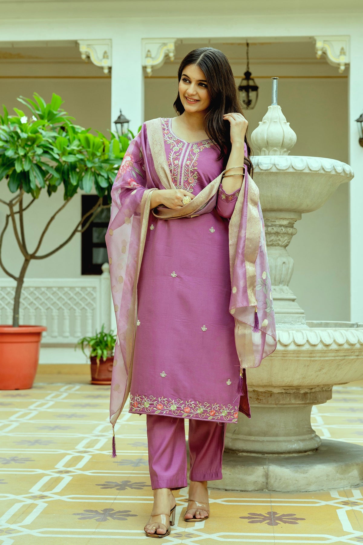 Sonakshi Women's Lavender Viscose Chanderi Silk Embroidered Beads Kurta Set with Dupatta | Grocsy