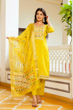 Sonakshi Women's Yellow Viscose Shimmer Embroidered Kurta Set with Dupatta | Grocsy