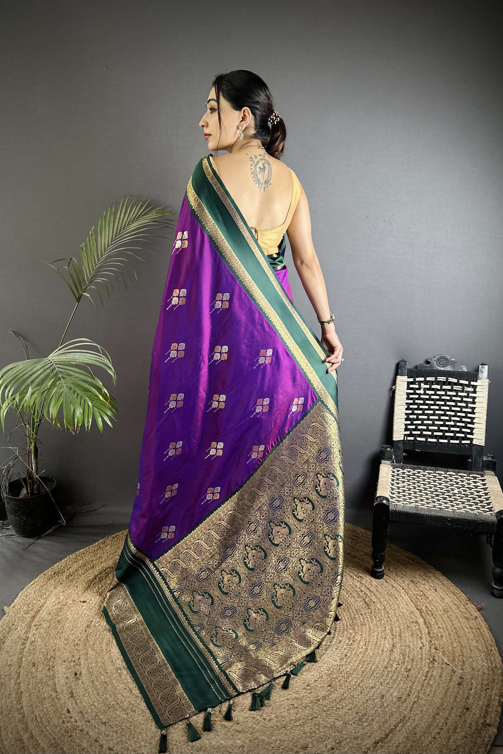 Sonakshi Women'S Purple Premium Soft Silk Zari Woven Traditional Saree With Blouse | Grocsy