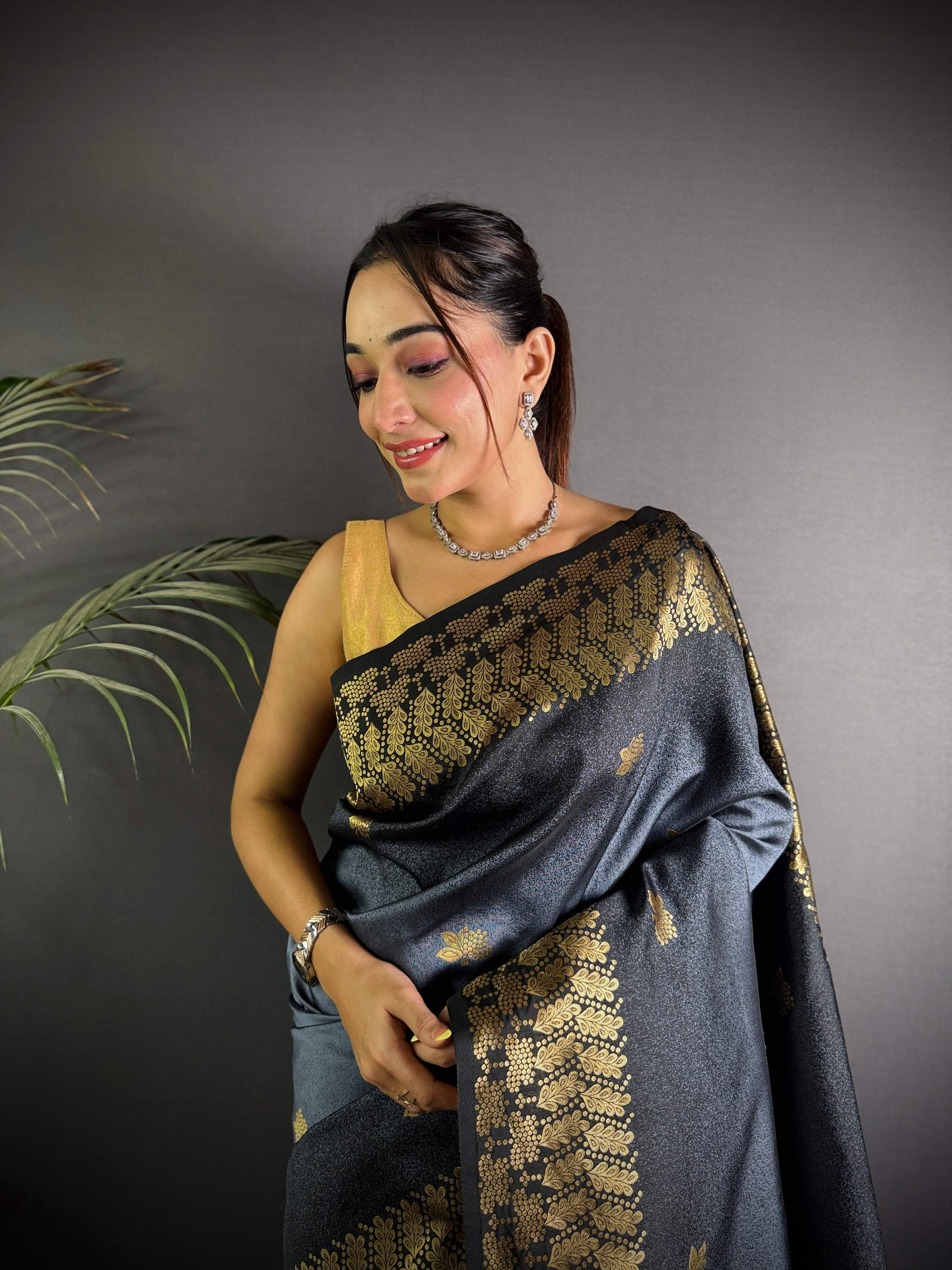 Sonakshi Women'S Grey Ikkat Silk Zari Woven Traditional Saree With Blouse | Grocsy
