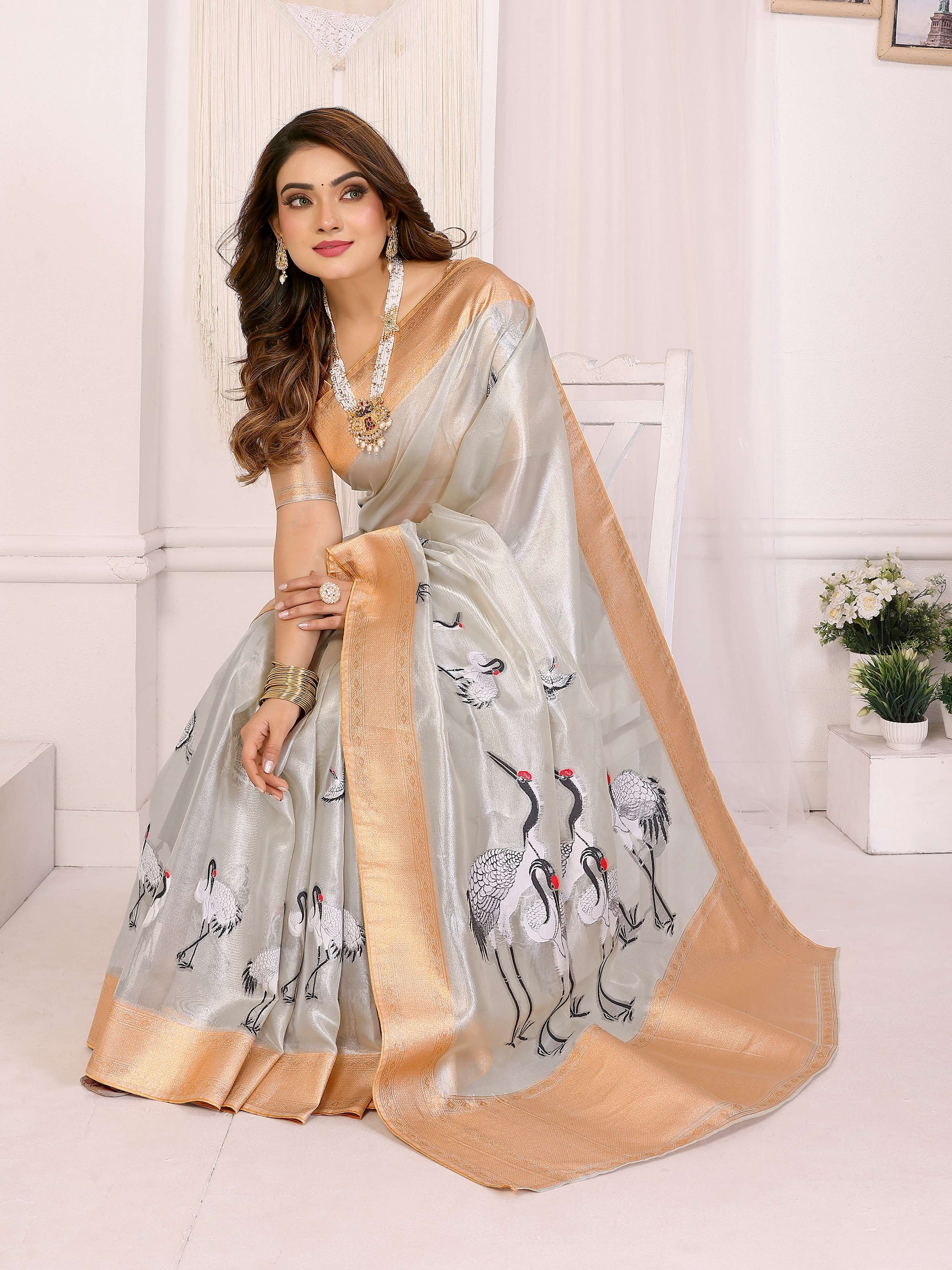 Sonakshi Women'S Offwhite Premium Tissue Silk Copper-Gold Border Traditional Saree With Blouse | Grocsy
