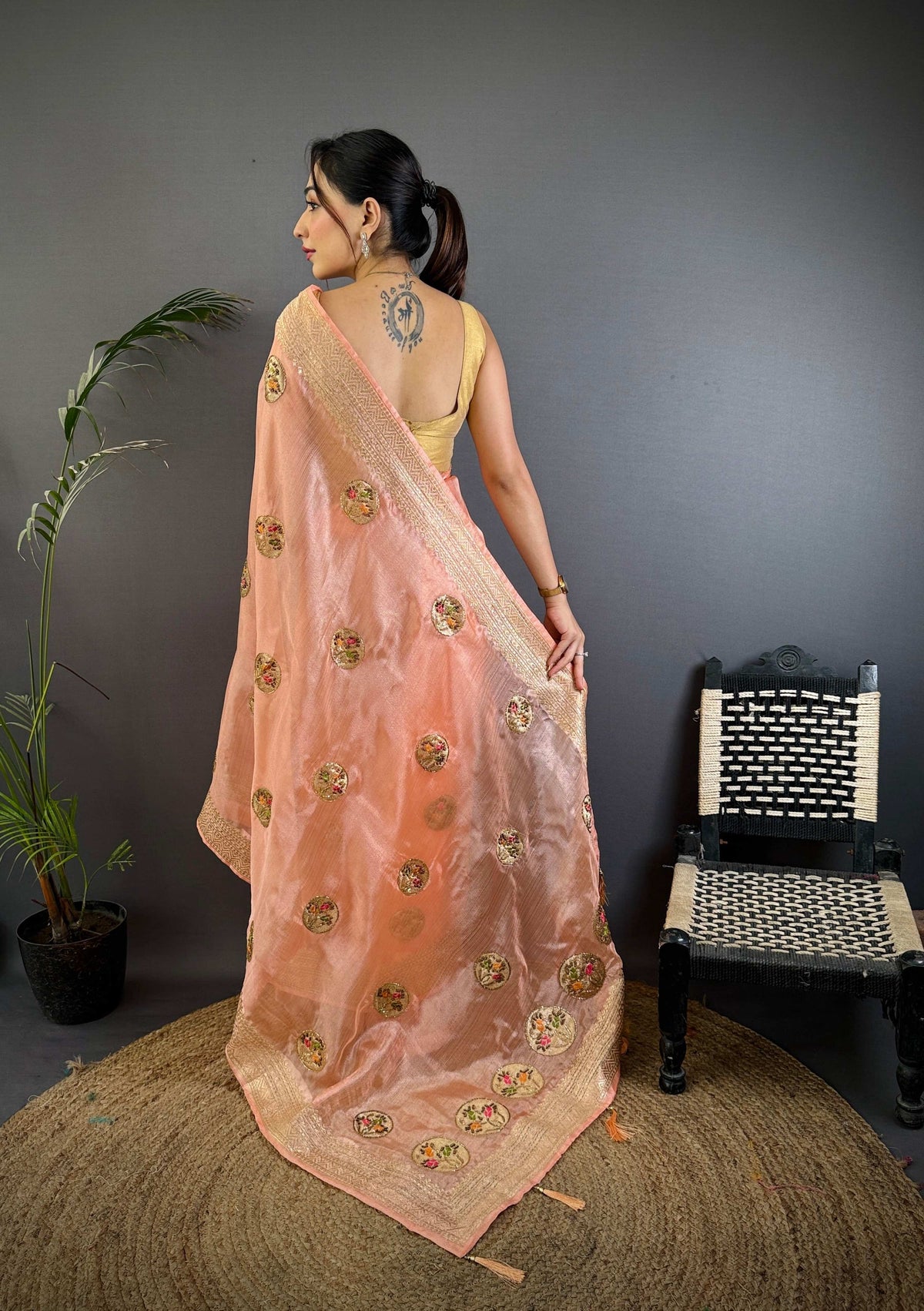 Sonakshi Women'S Peach Pure Organza Silk With Attractive Embroidery Work Traditional Saree With Blouse | Grocsy