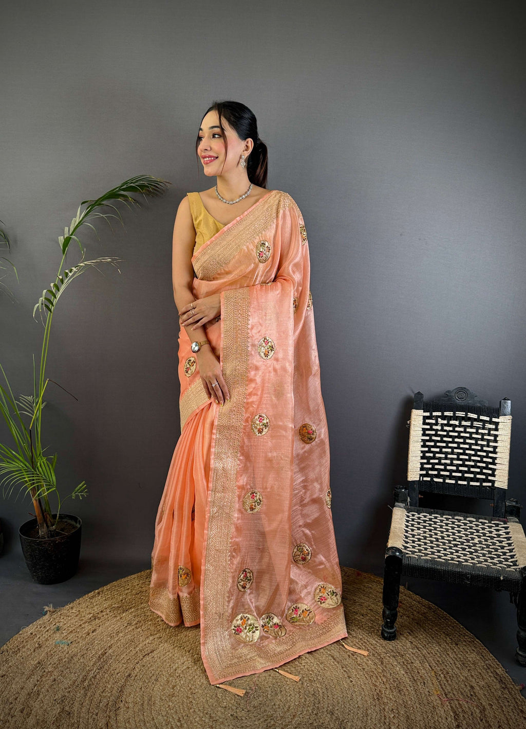 Sonakshi Women'S Peach Pure Organza Silk With Attractive Embroidery Work Traditional Saree With Blouse | Grocsy